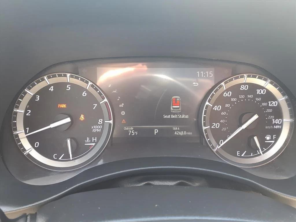 used 2020 Toyota Highlander car, priced at $27,900