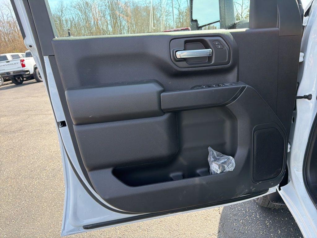 new 2026 Chevrolet Silverado 3500 car, priced at $73,105