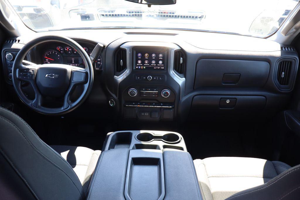 used 2025 Chevrolet Silverado 1500 car, priced at $39,900