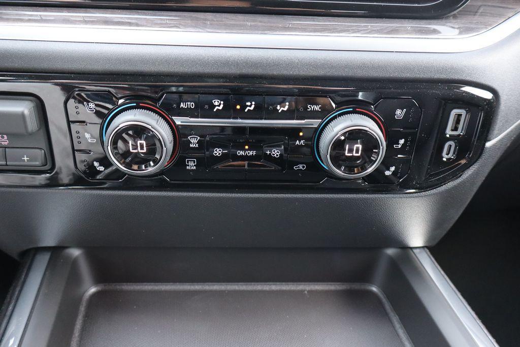 new 2026 Chevrolet Silverado 3500 car, priced at $84,361