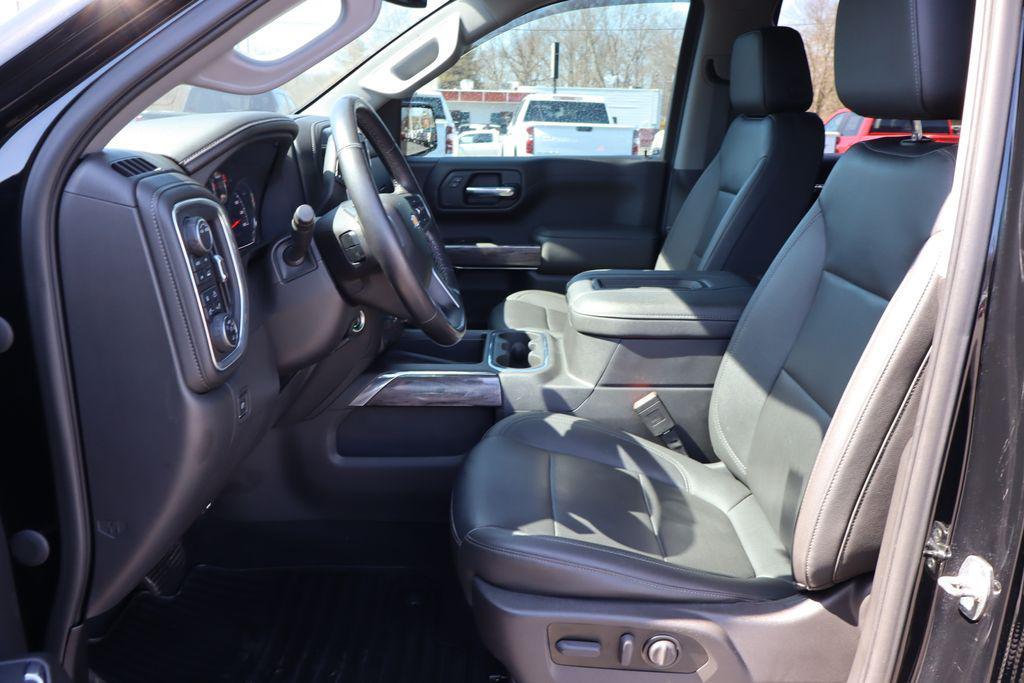 used 2022 Chevrolet Silverado 1500 Limited car, priced at $35,900