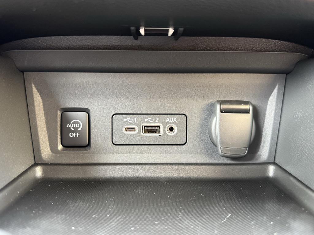 new 2025 Nissan Sentra car, priced at $23,288