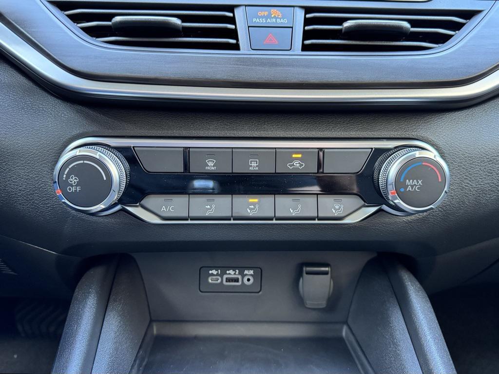 new 2025 Nissan Altima car, priced at $27,875