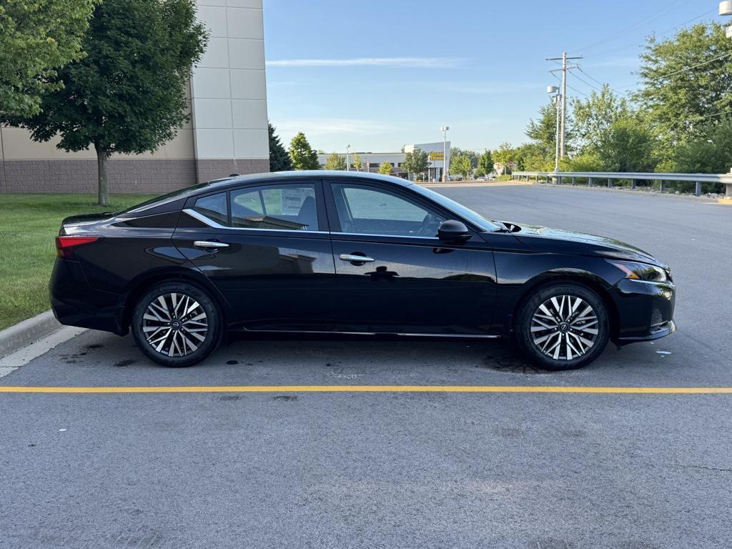new 2025 Nissan Altima car, priced at $27,875