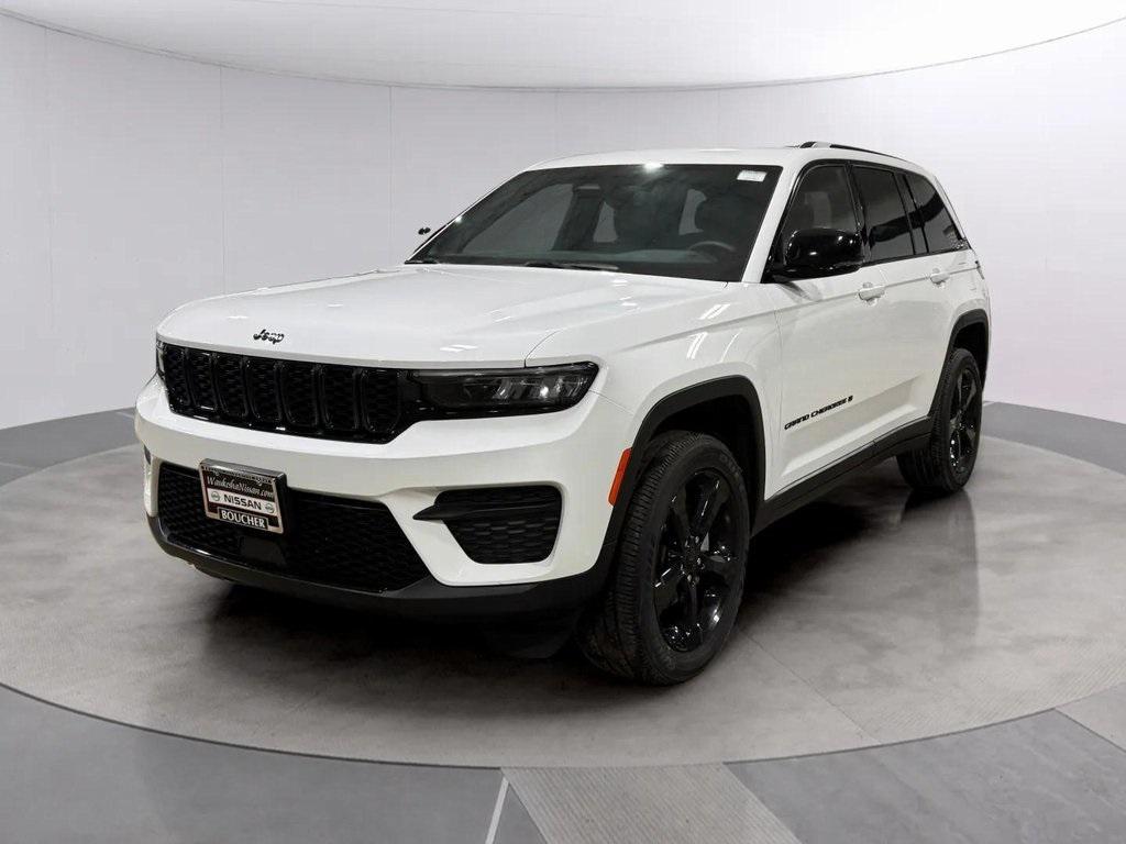 used 2023 Jeep Grand Cherokee car, priced at $32,499
