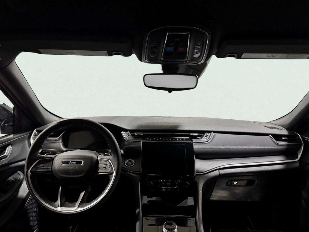 used 2023 Jeep Grand Cherokee car, priced at $32,499