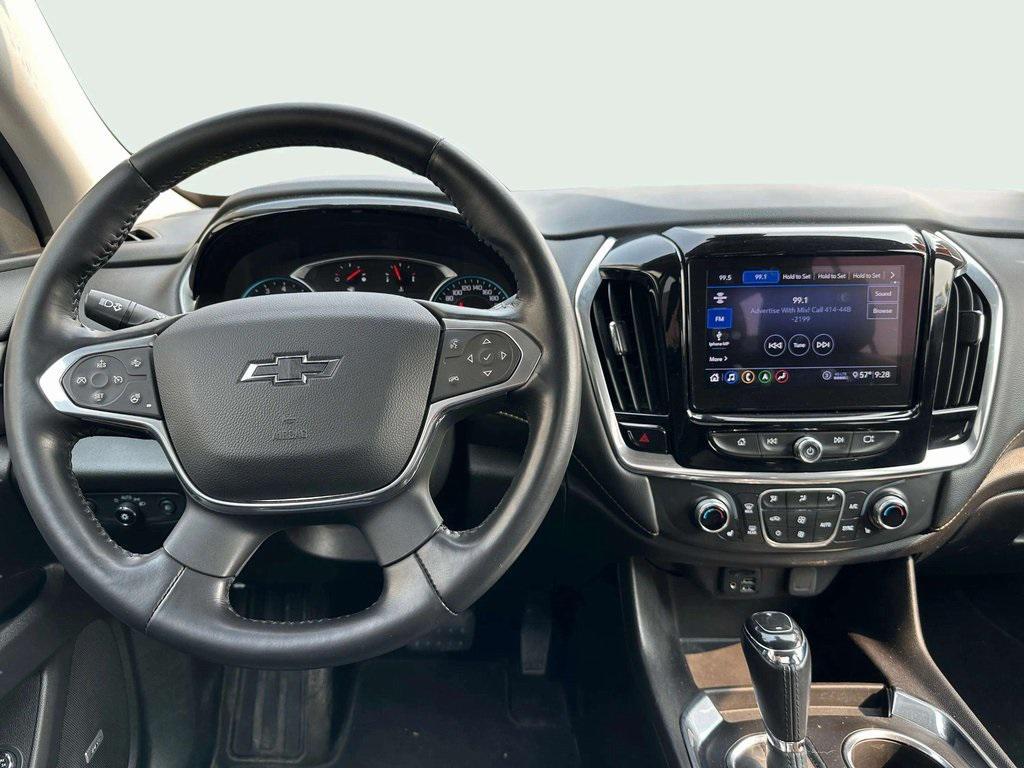 used 2020 Chevrolet Traverse car, priced at $26,283