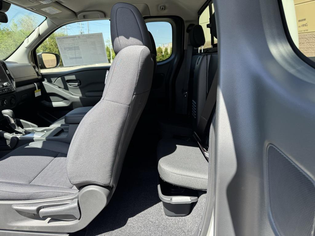 new 2025 Nissan Frontier car, priced at $29,981