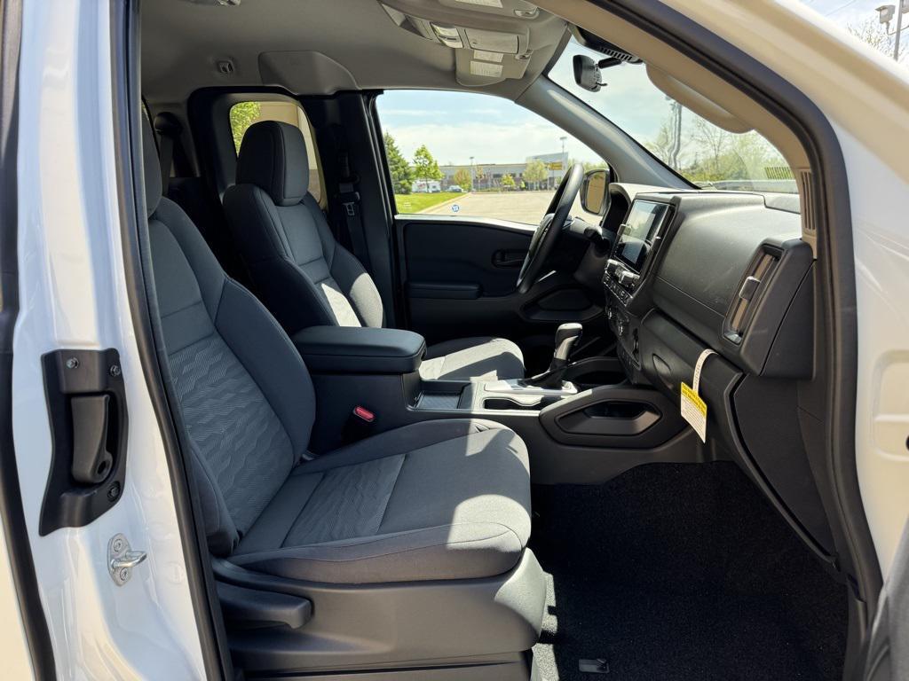 new 2025 Nissan Frontier car, priced at $29,981
