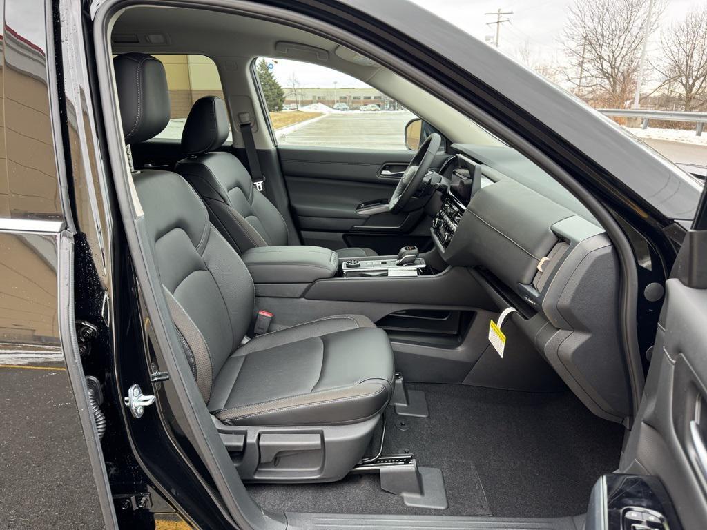 new 2026 Nissan Pathfinder car, priced at $42,119
