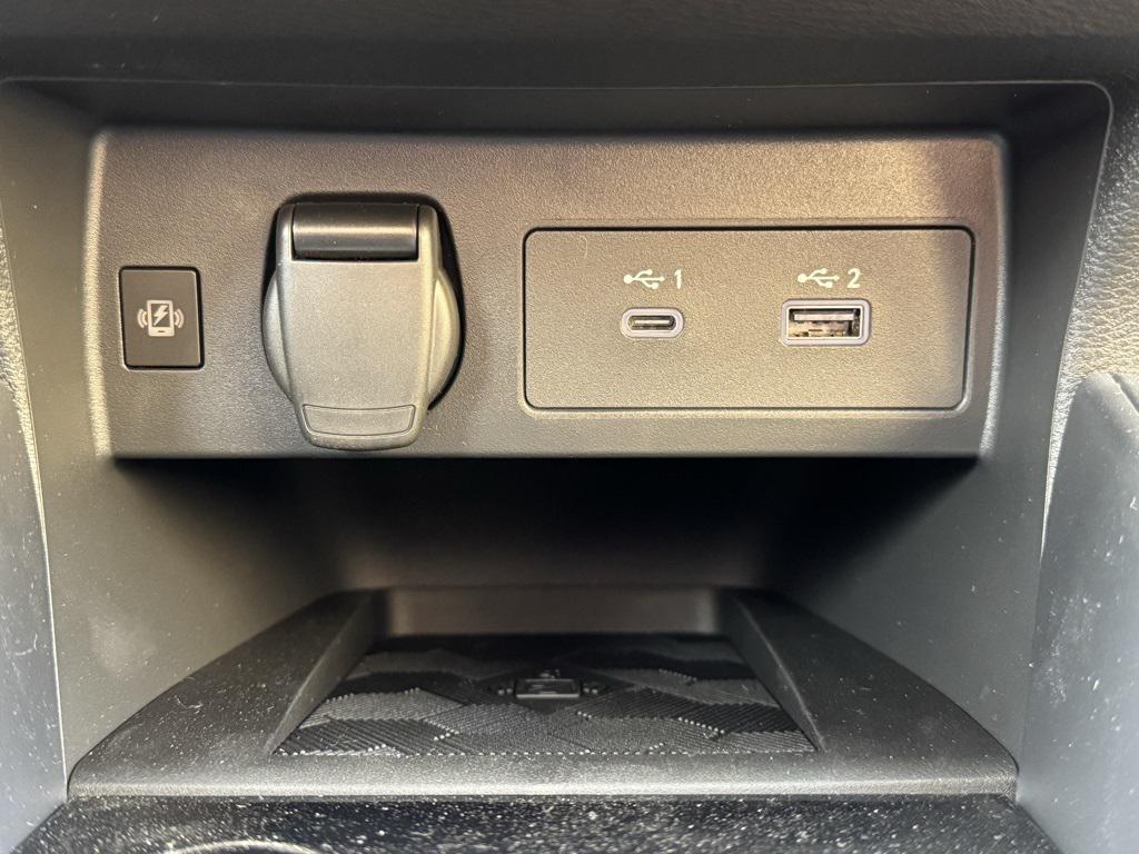 new 2025 Nissan Versa car, priced at $21,036