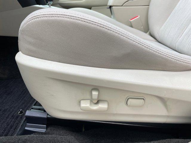 used 2014 Subaru Legacy car, priced at $9,999