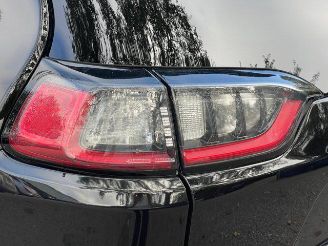 used 2019 Jeep Cherokee car, priced at $15,401