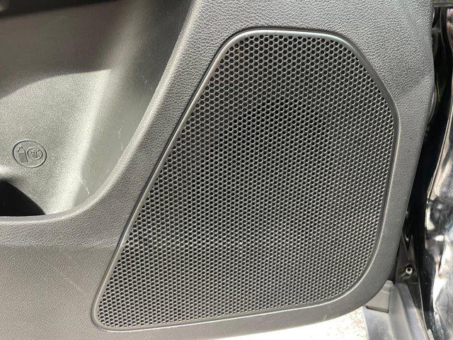 used 2019 Jeep Cherokee car, priced at $15,401