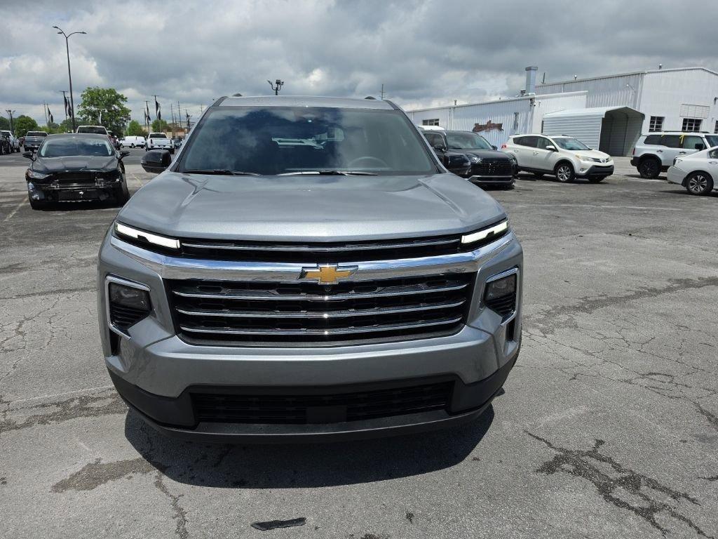 new 2026 Chevrolet Traverse car, priced at $42,048