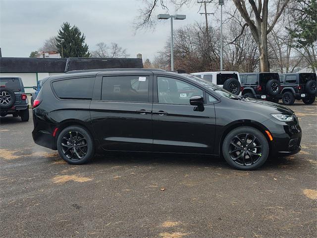 new 2026 Chrysler Pacifica car, priced at $52,545