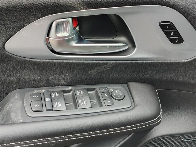 new 2026 Chrysler Pacifica car, priced at $52,545