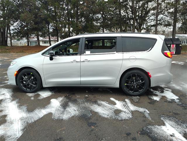 new 2026 Chrysler Pacifica car, priced at $52,991