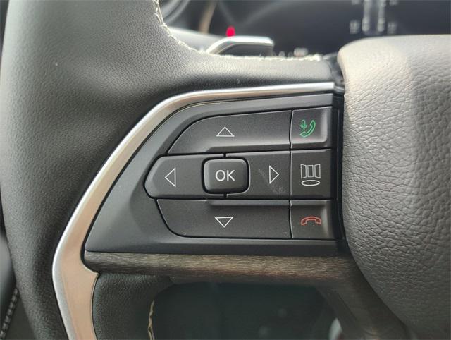 new 2026 Jeep Grand Cherokee car, priced at $50,244