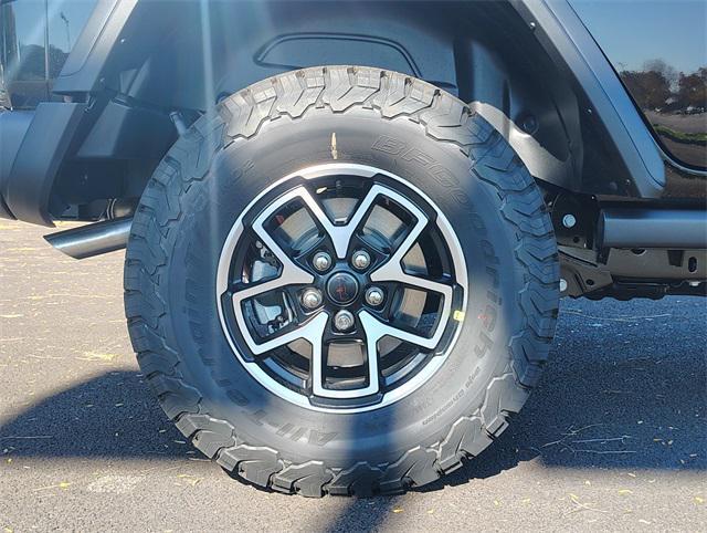 new 2026 Jeep Wrangler car, priced at $58,487