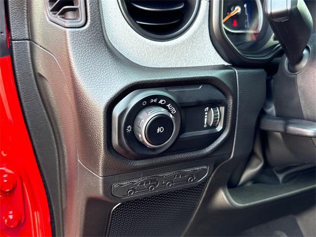 new 2025 Jeep Wrangler car, priced at $45,892