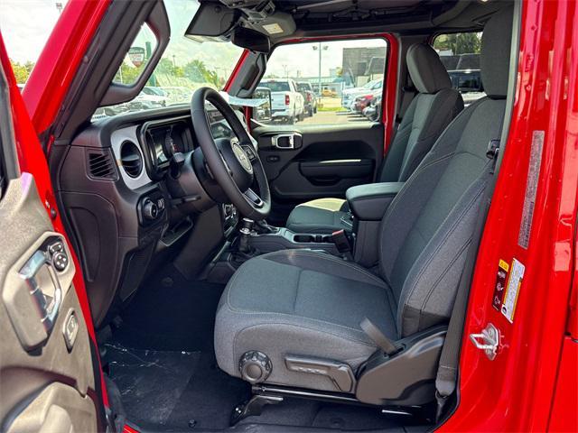 new 2025 Jeep Wrangler car, priced at $45,892