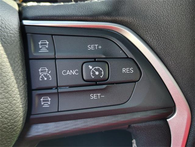 new 2025 Jeep Grand Cherokee car, priced at $45,259