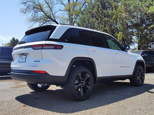 new 2025 Jeep Grand Cherokee car, priced at $43,237