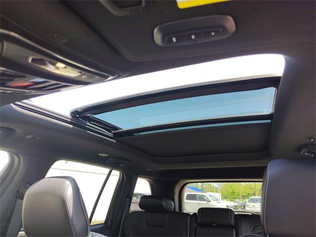 new 2025 Jeep Grand Cherokee car, priced at $43,237