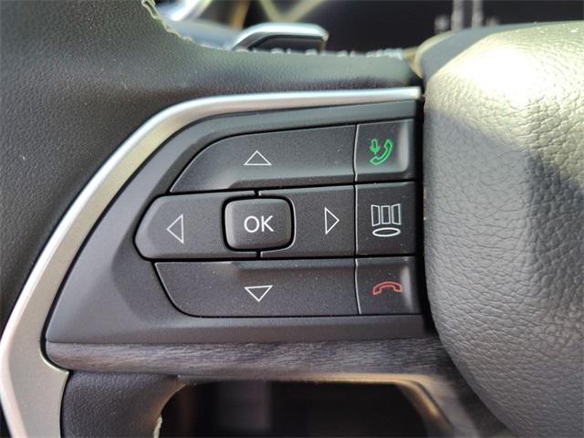 new 2025 Jeep Grand Cherokee car, priced at $43,237