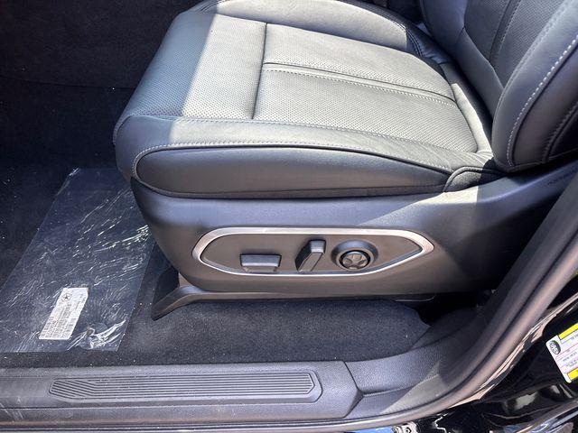 new 2026 Jeep Grand Wagoneer car, priced at $78,762