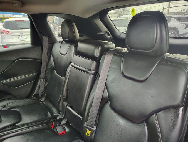 used 2015 Jeep Cherokee car, priced at $10,216