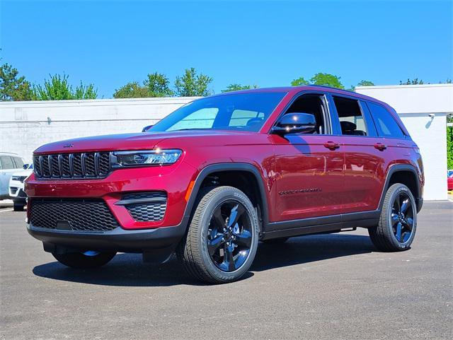 new 2025 Jeep Grand Cherokee car, priced at $45,120