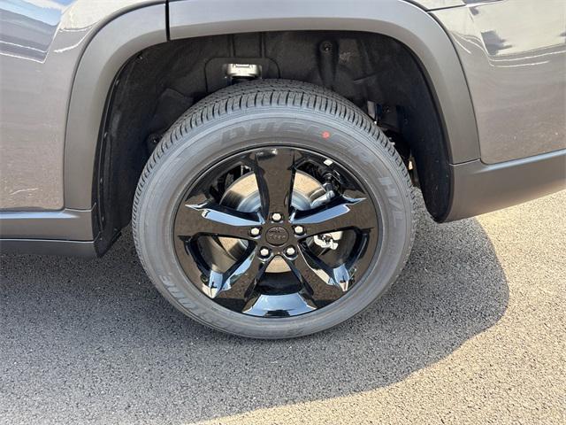 new 2025 Jeep Grand Cherokee L car, priced at $39,687