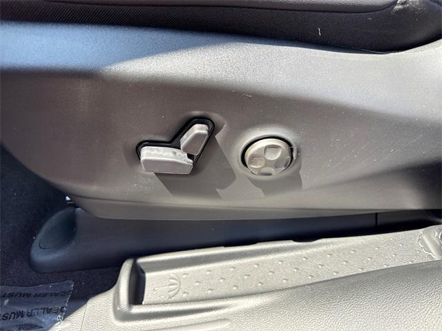 new 2026 Chrysler Pacifica car, priced at $37,487