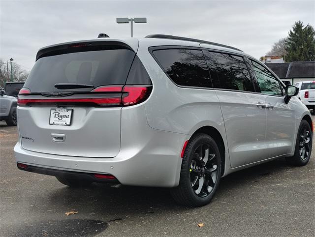 new 2026 Chrysler Pacifica car, priced at $48,164