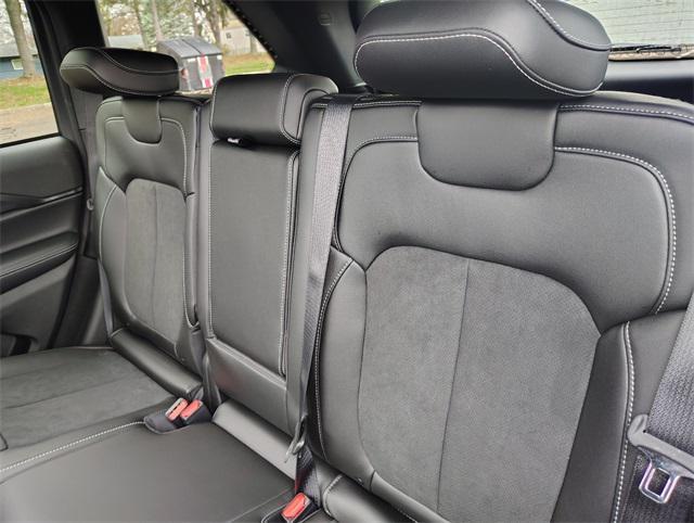 new 2025 Jeep Grand Cherokee car, priced at $45,259