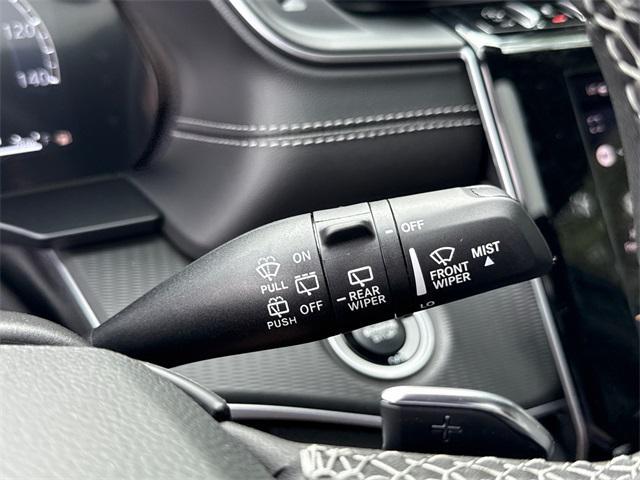 new 2025 Jeep Grand Cherokee car, priced at $45,120