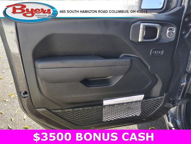 new 2026 Jeep Gladiator car, priced at $45,310