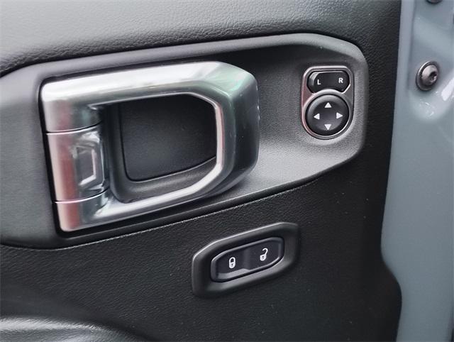 new 2026 Jeep Wrangler car, priced at $51,957