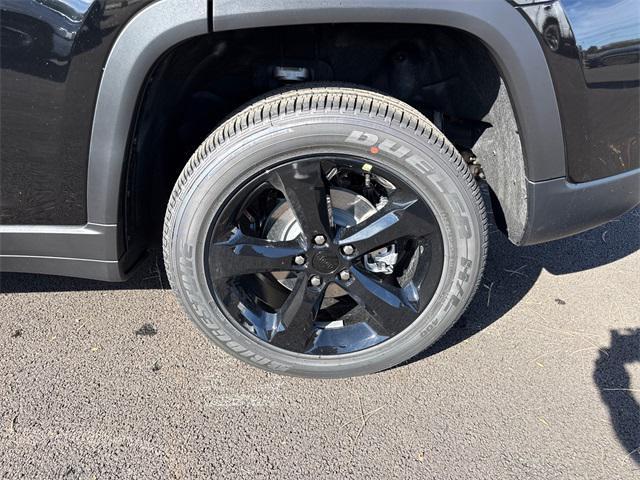 new 2025 Jeep Grand Cherokee car, priced at $42,337