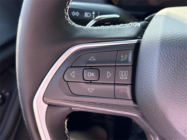 new 2025 Jeep Grand Cherokee car, priced at $42,337