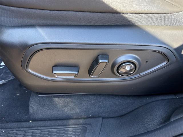 new 2025 Jeep Grand Cherokee car, priced at $42,337