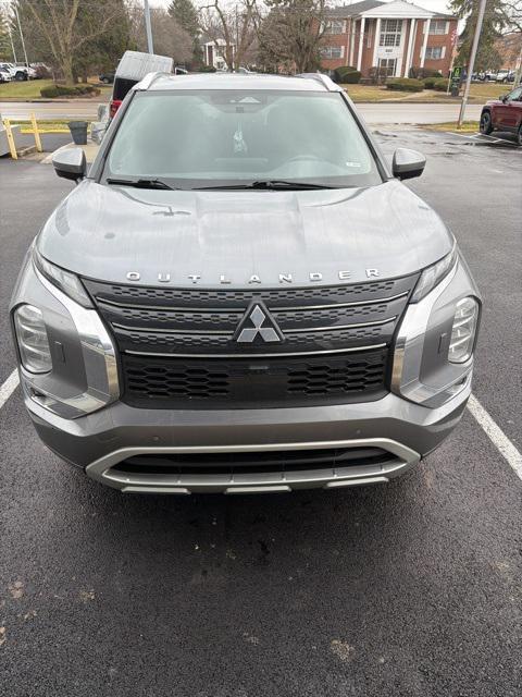 used 2022 Mitsubishi Outlander car, priced at $23,367