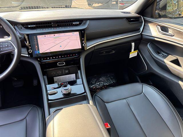 new 2026 Jeep Grand Cherokee car, priced at $44,925