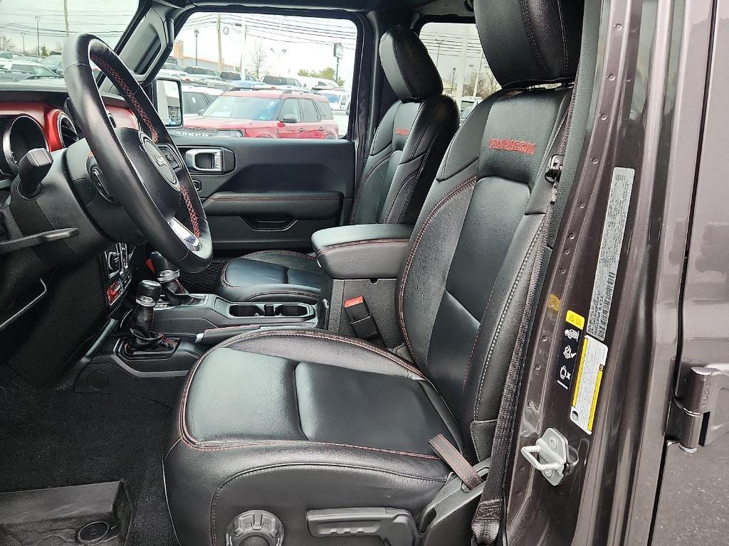 used 2021 Jeep Wrangler Unlimited car, priced at $32,000