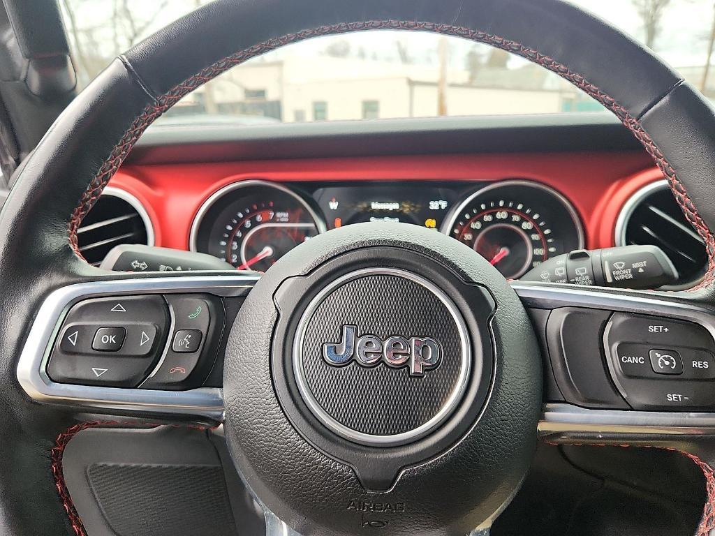 used 2021 Jeep Wrangler Unlimited car, priced at $32,000
