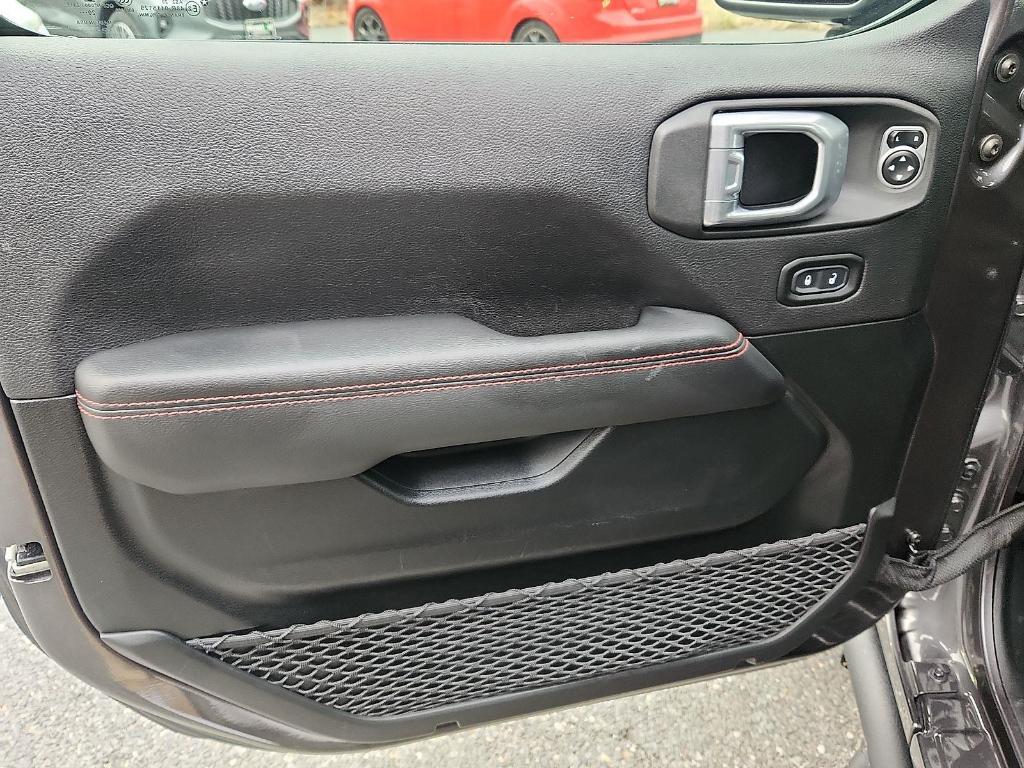 used 2021 Jeep Wrangler Unlimited car, priced at $32,000