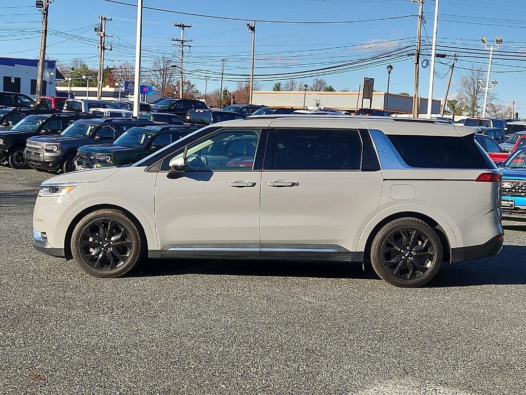 used 2022 Kia Carnival car, priced at $32,500