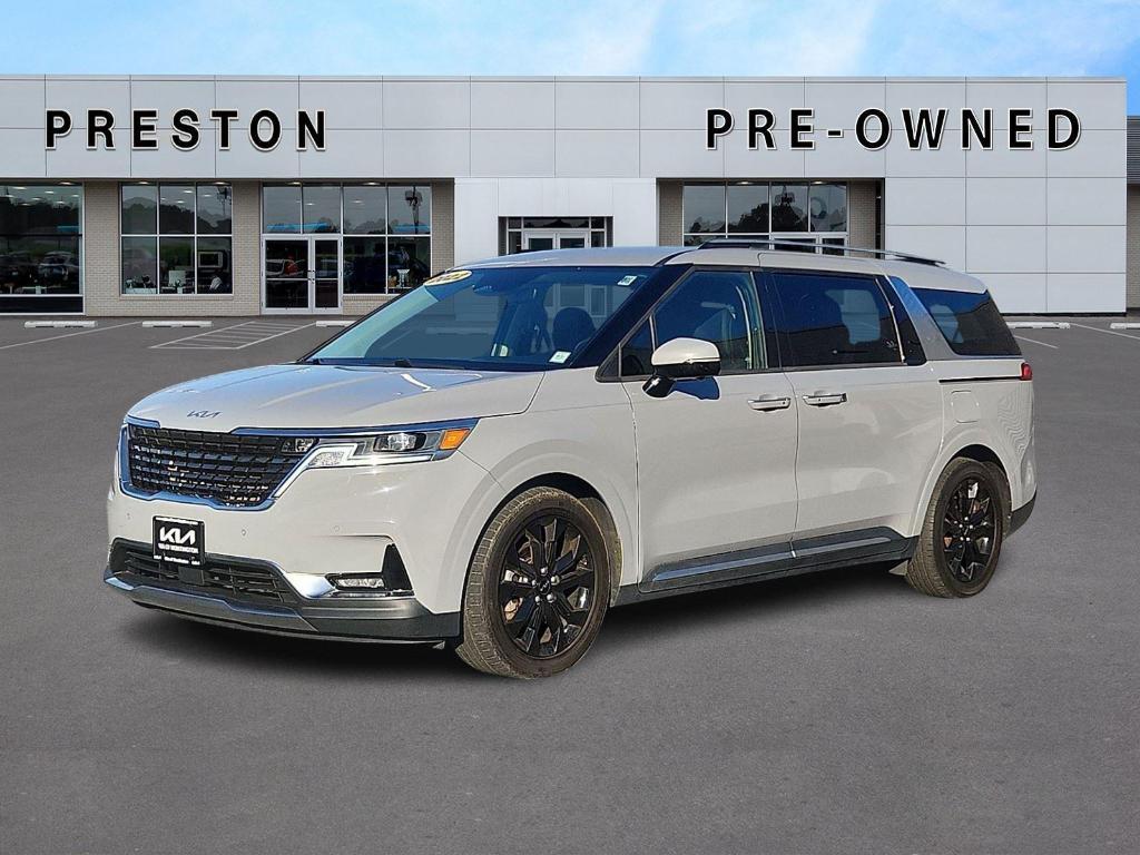 used 2022 Kia Carnival car, priced at $32,500